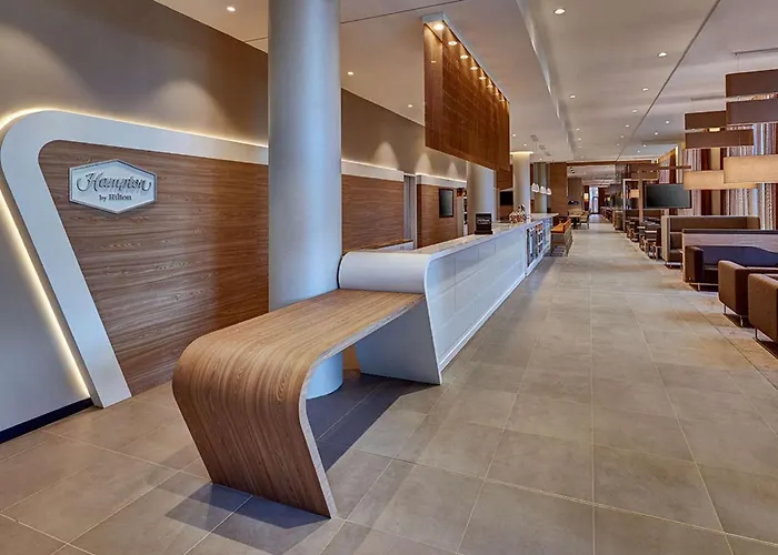 Logement: Hampton By Hilton Berlin City Centre Alexanderplatz