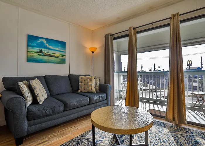 Vacation home: Casa Del Mar Beachfront