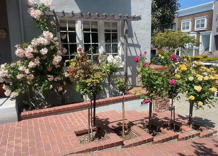 B&B: My Rosegarden Guest Rooms