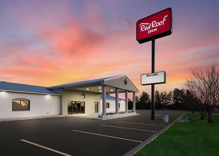 Cheap hotel: Red Roof Inn Nacogdoches