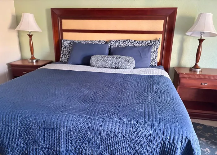 Jasmine Garden Inn - Lake City