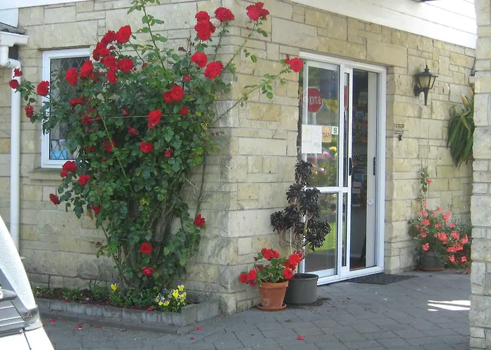 Rose Court Motel
