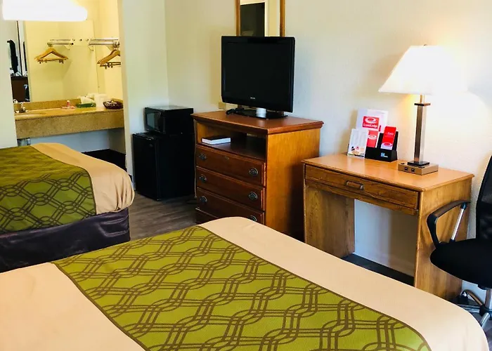 Cheap hotel: Econo Lodge
