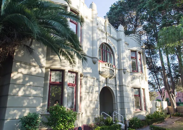 Hôtel pour familles: Toorak Manor Hotel Free Parking