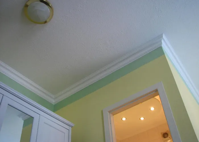 Hotel mit Pool: Hotel-Pension Lydia