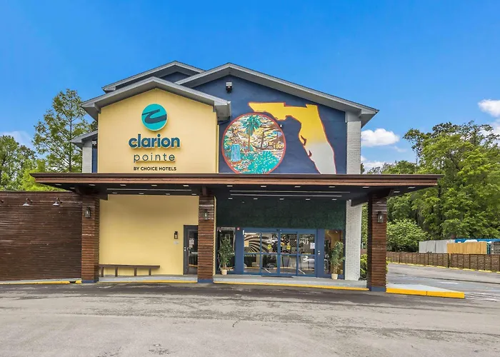 Family Hotel: Clarion Pointe Tallahassee-State Capitol