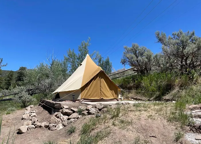 Cabin: Bristol Cabins