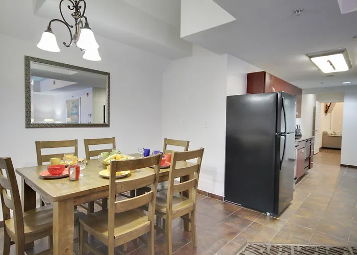 Pet Friendly hotel: Monte Carlo Condos Ocean City