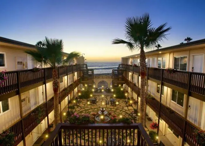 Hotel: Ocean Beach Hotel