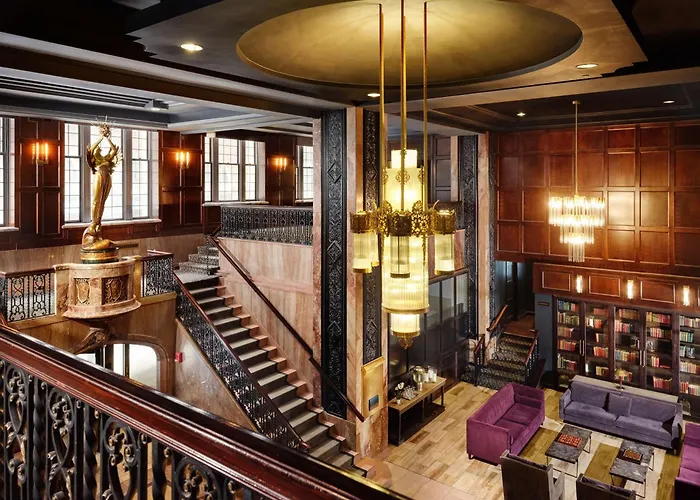 Hotel Phillips Kansas City, Curio Collection By Hilton