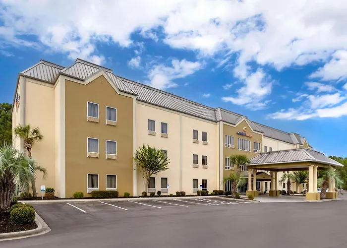 Hotel with view: Comfort Suites At The University