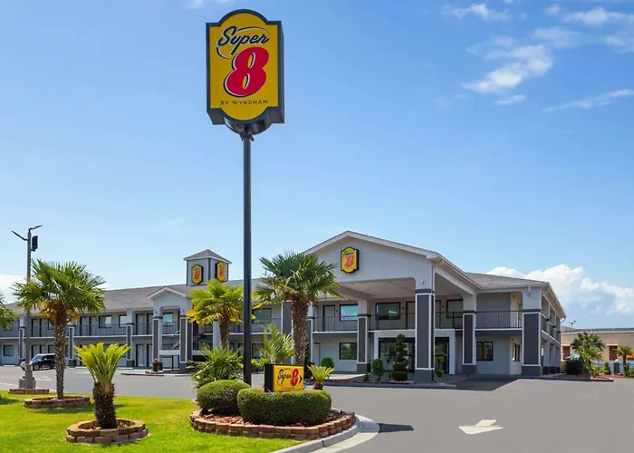Super 8 By Wyndham Prattville Montgomery