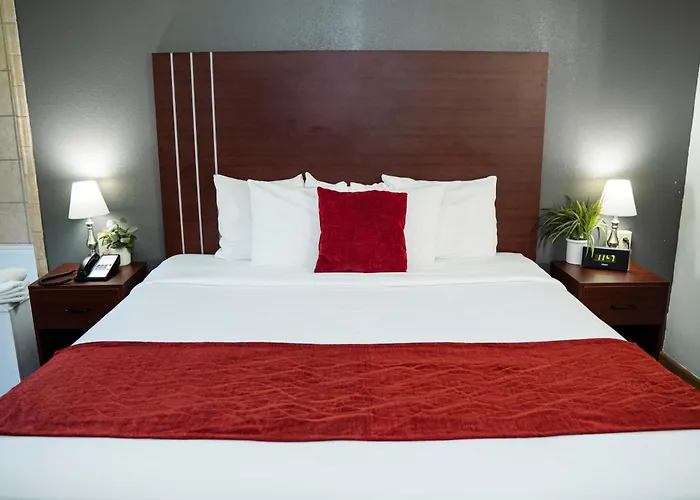 Cheap hotel: Victorian Inn & Suites-York