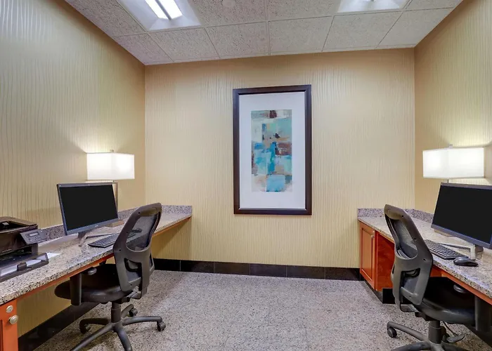 Beach hotel: Drury Inn & Suites Grand Rapids