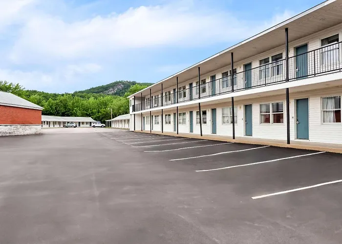 Rodeway Inn Gorham Riverside