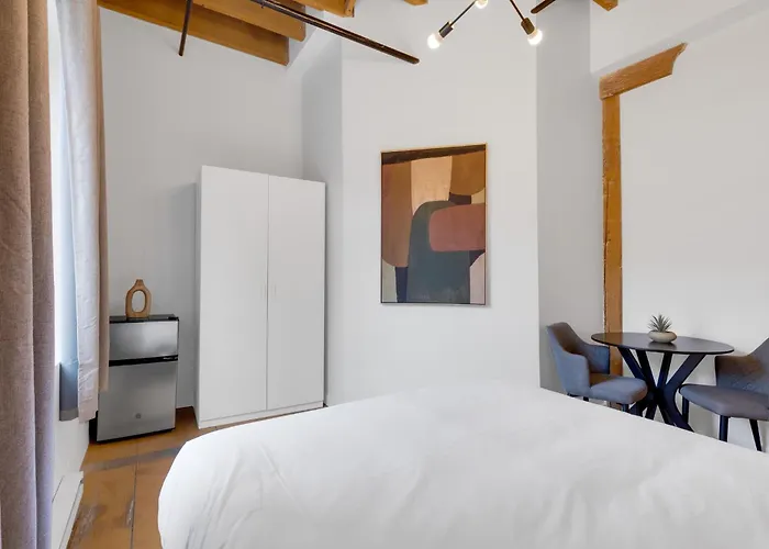 Little Prince Rooms-Old