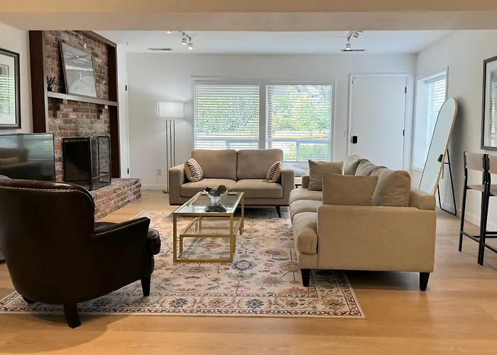 Hotel near College: Villa Rivarola