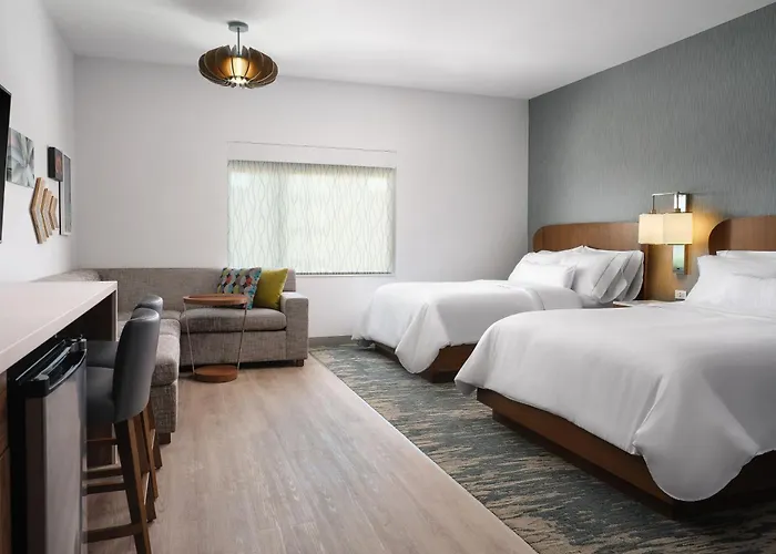 Family Hotel: Element Anaheim Resort Convention Center