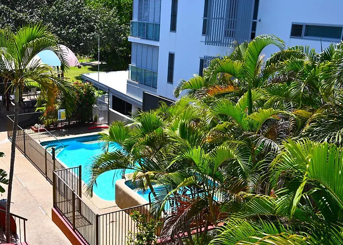 Waters Edge The Strand