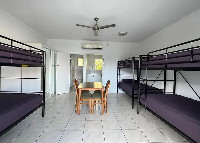 The Hostels Accom Kc'S