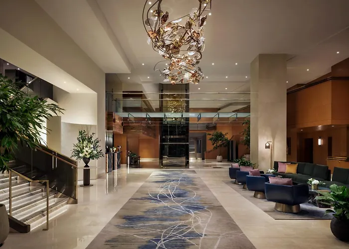 Ritz-Carlton,