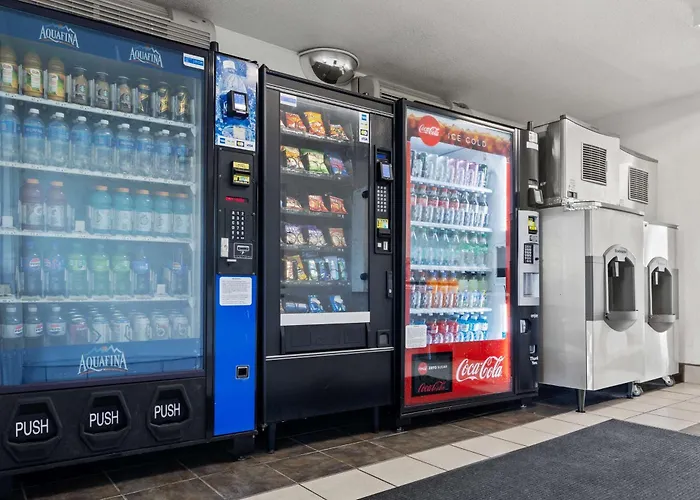 Central hotel: Motel 6-Ventura, Ca - Beach