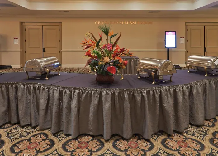 Hotel with view: Crowne Plaza San Diego - Mission Valley By Ihg