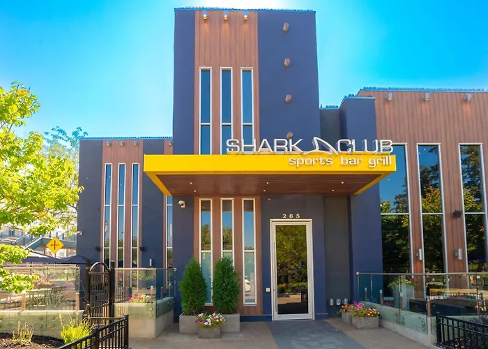 Family Friendly Hotels Sandman Signature Kamloops