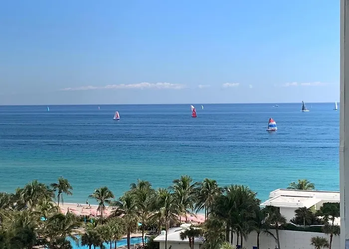 Hallandale Condo, Partial Ocean View Direct Beach And Pool Access Hollywood Beach
