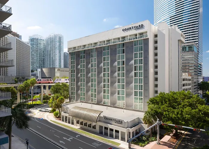 Hotel: Courtyard Miami Downtown Brickell Area