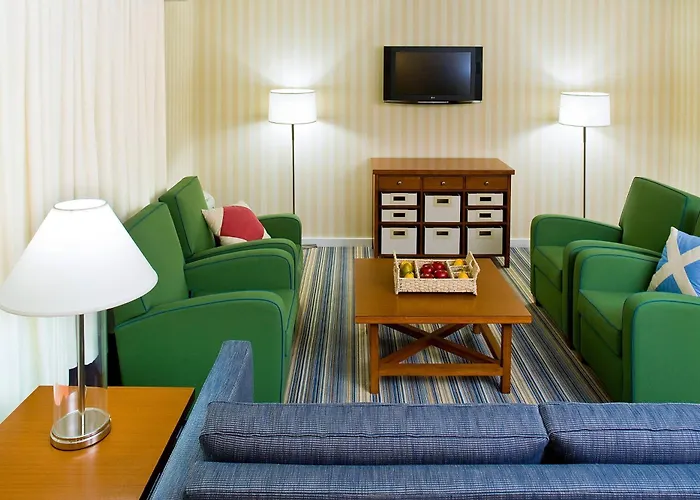 Сity center hotels Four Points By Sheraton Eastham Cape Cod