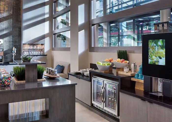 Dog friendly hotels Wyndham Atlanta Buckhead & Conference Center