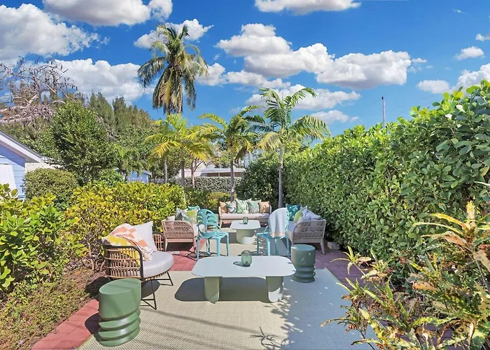 Vacation home: Tropical Cottages