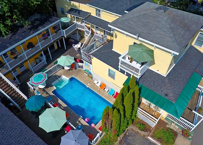 Beach And Suites