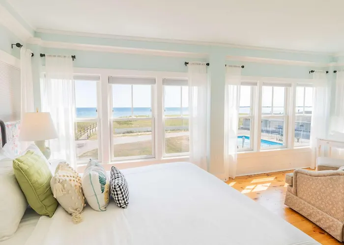 Cheap hotels Ocean House Boutique & Motel