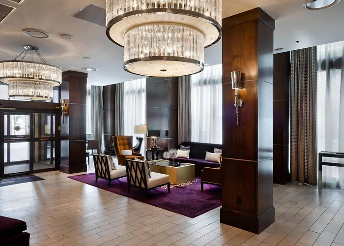 4 star hotel: Ambassador Hotel Wichita, Autograph Collection
