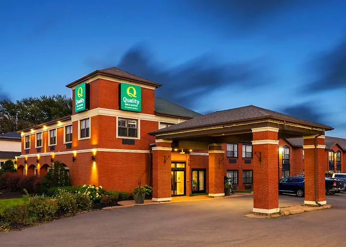 Golf hotels Quality Inn & Suites Garden Of The Gulf