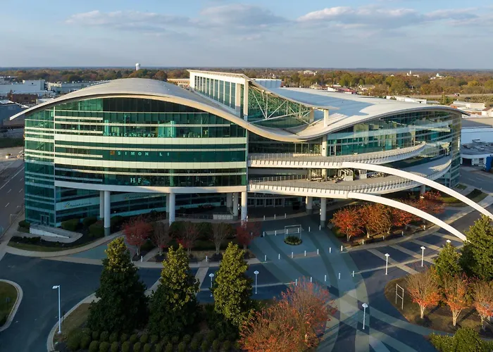 Airport Hotel: Holiday Inn Express Hotel & Suites Greensboro - Airport Area By Ihg