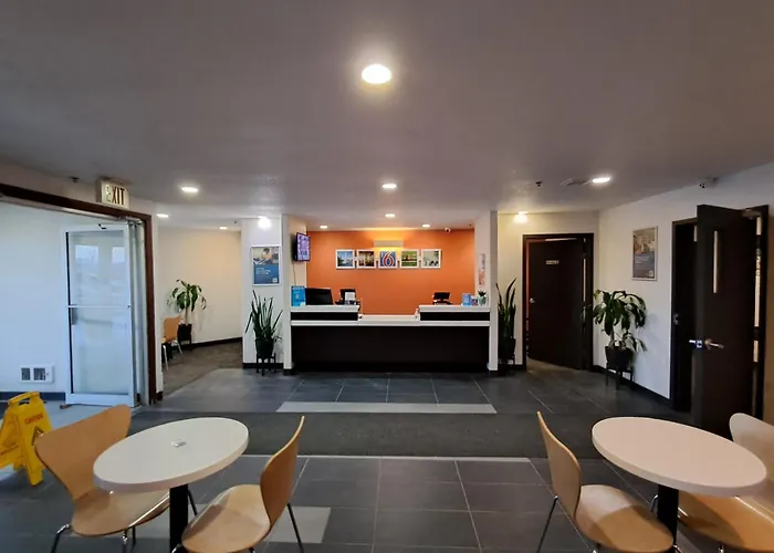 World Casino hotels Motel 6-Regina, Sk