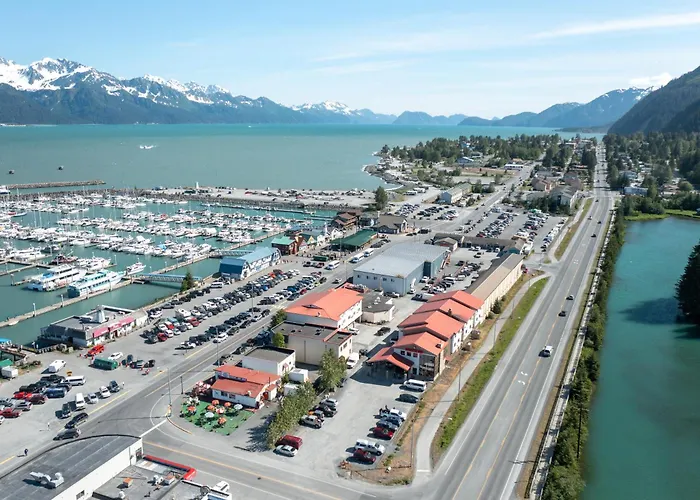 Breeze Inn Hotel & Motel