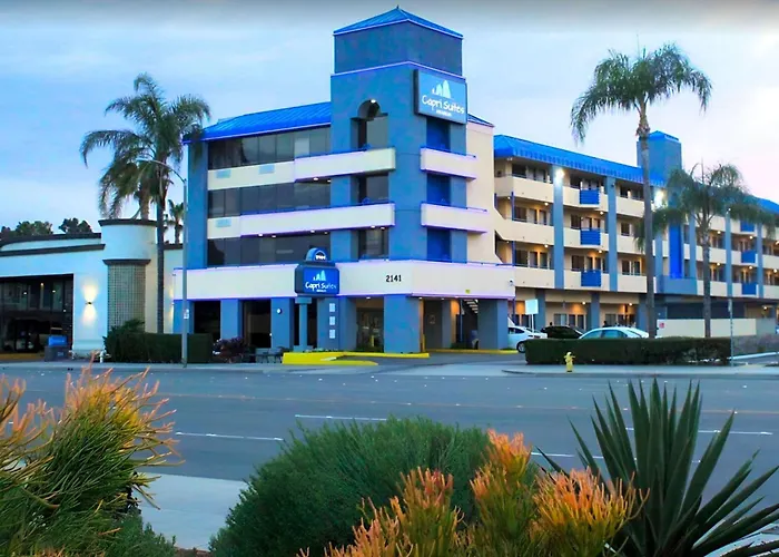 Motels near Anaheim Packing District