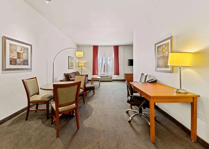 Family resorts Wingate By Wyndham Calgary South