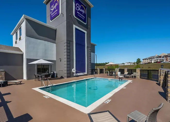 Family Hotel: Sleep Inn & Suites Cullman I-65 Exit 310