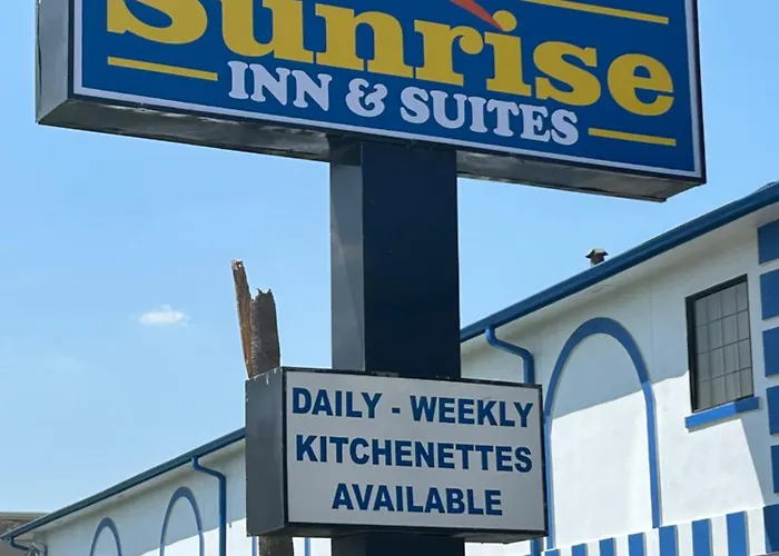 Sunrise Inn & Suites