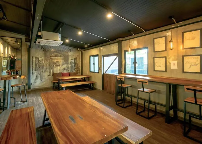 Hotel Am Episode 11 Hostel Sukhumvit