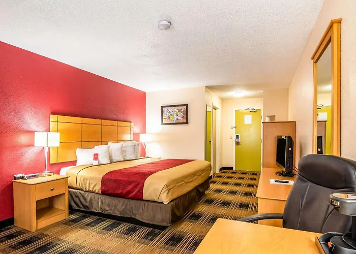 Econo Lodge Topeka At Wanamaker