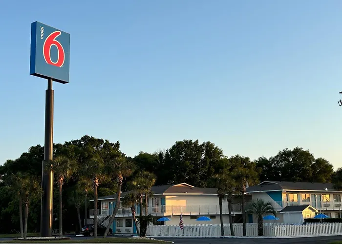 Motel 6 - Pensacola West