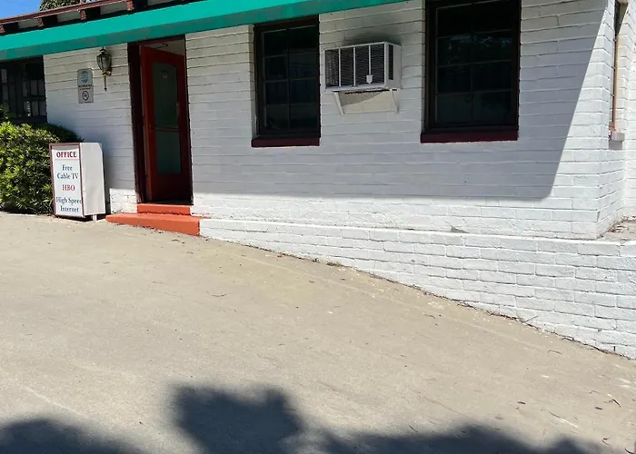 Hotel: El Rio Motel