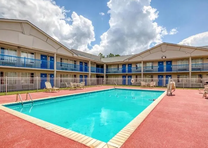 Cheap hotels Oyo Baton Rouge Mid City