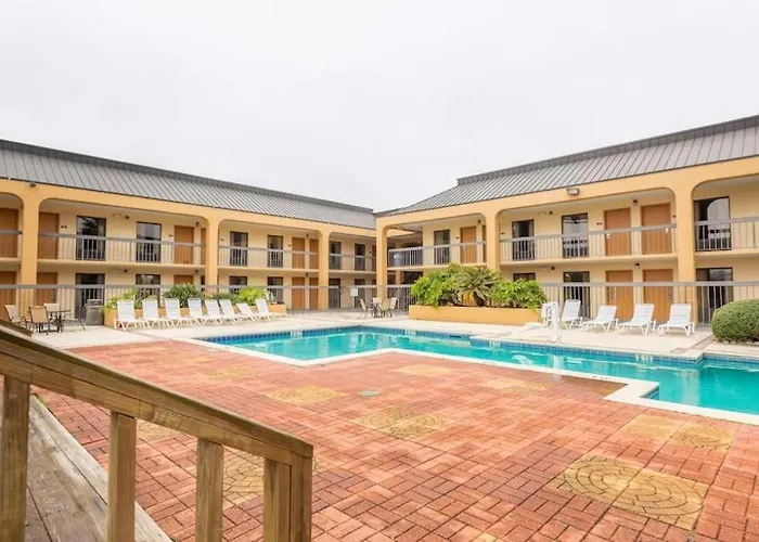 Cheap hotels Oyo Baton Rouge Mid City